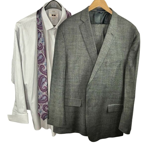 Gray Plaid Suit White Shirt Paisley Tie Mens 50L Wool Blend Jos. A. Bank